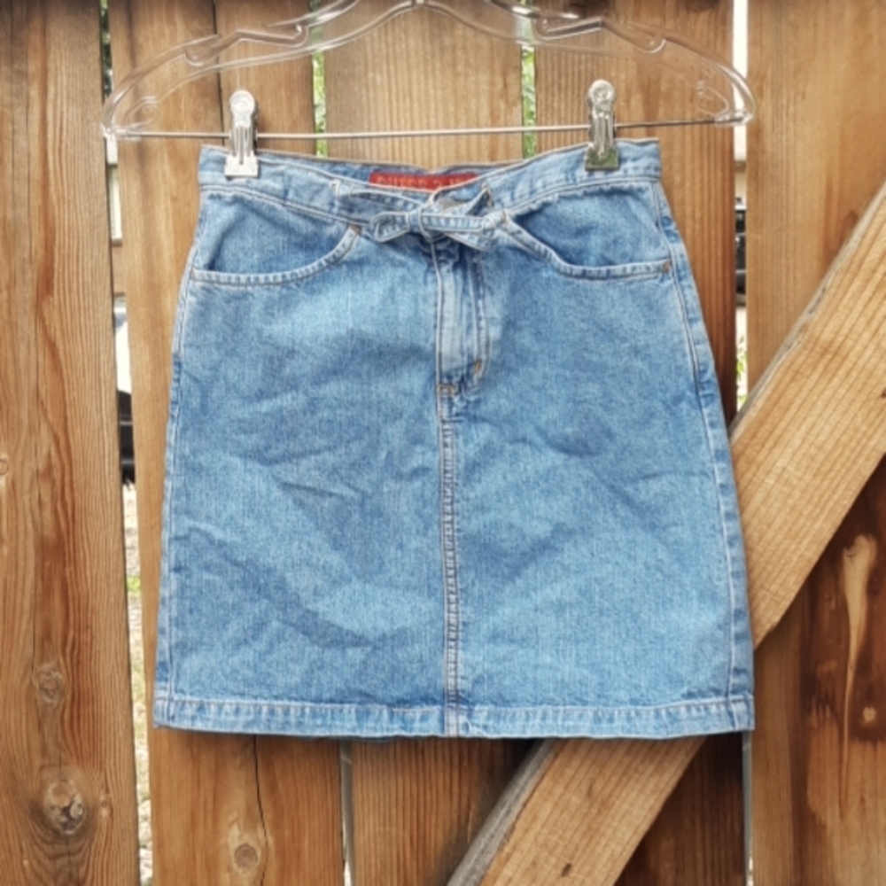 Vintage guess jean mini skirt lightwash sz xs